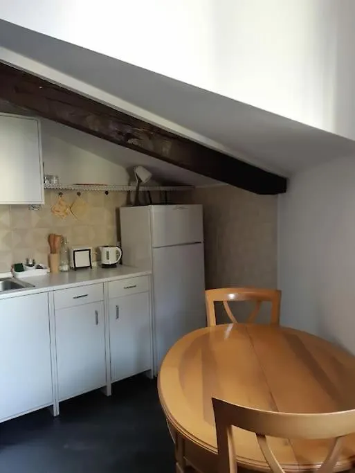 Monolocale Piano Alto Luminoso Pochi Minuti Metro Rossa Milano Apartment Italy